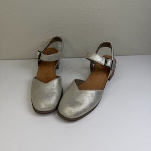 Toms Women’s Metallic Champagne Suede Jaclyn Mary Jane Block Heel Sandals Sz 10